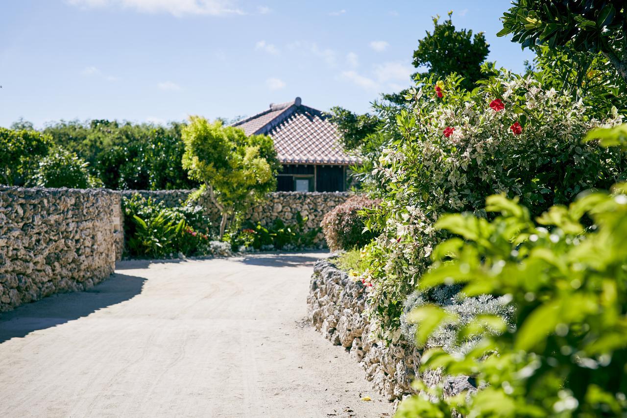 Отель Hoshinoya Taketomi Island Экстерьер фото